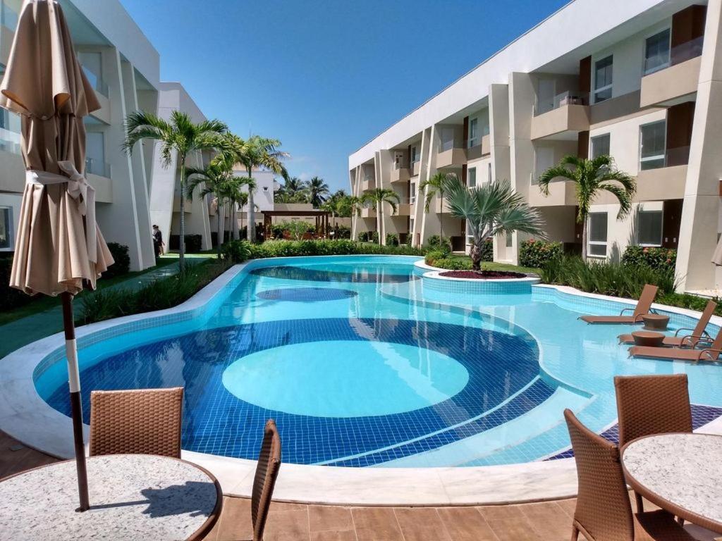 Apto Guarajuba Praia Condominio Porto Smeralda-100 Metros Da Praia Exterior photo